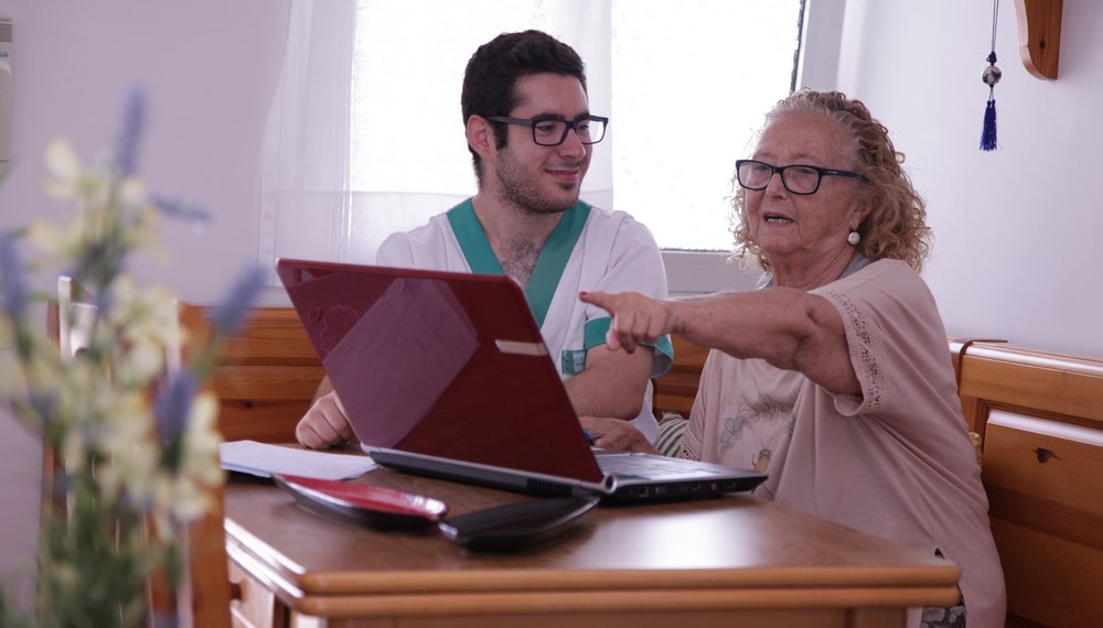 Atenció domiciliària a Barcelona - Accent Social