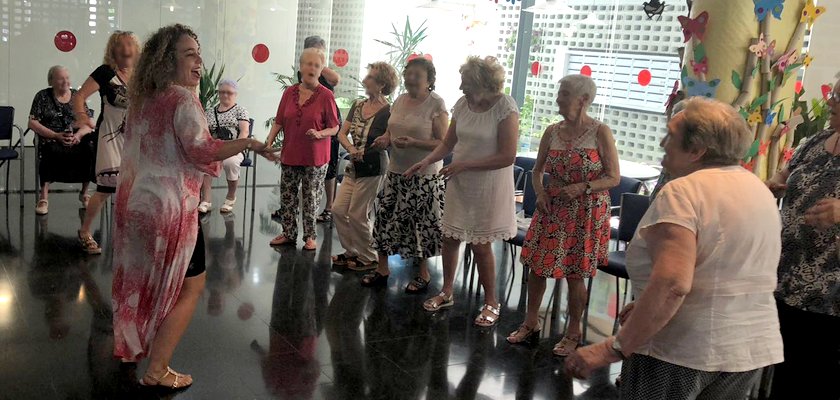 Envelliment actiu, tallers per a la gent gran a Accent Social