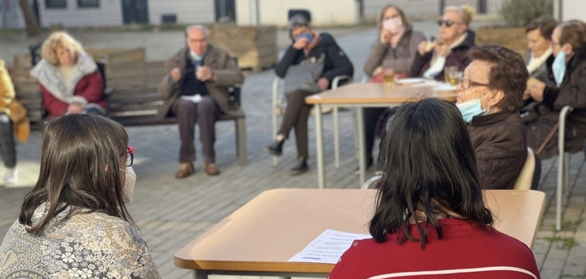 Taller de ràdio intergeneracional de Down Lleida i el Centre de Dia Santa Clara