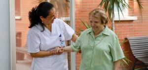 Centres de dia i benestar per a les persones grans