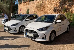 Accent Social y el Consejo Comarcal del Garraf impulsan la movilidad sostenible en el SAD con una flota de vehículos híbridos para las profesionales 2